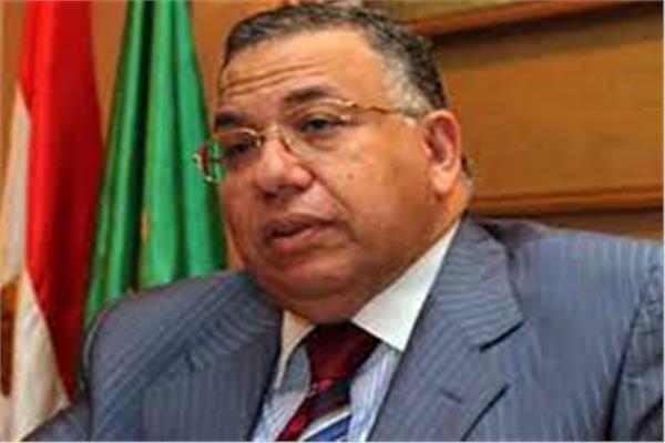  السيد محمود الشريف