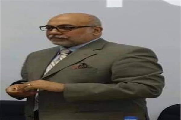 الدكتور وليد غانم