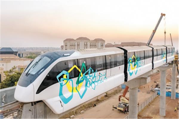 < بدء توريد قطارات المونوريل بالعاصمة الإدارية