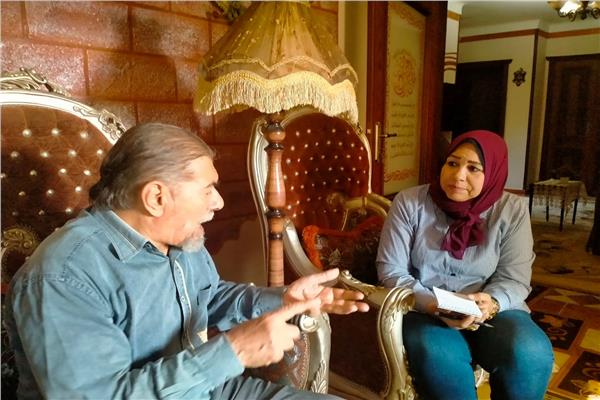 البطل المجند السيد سعد عباسى  خلال حواره مع محررة "بوابة أخبار اليوم"