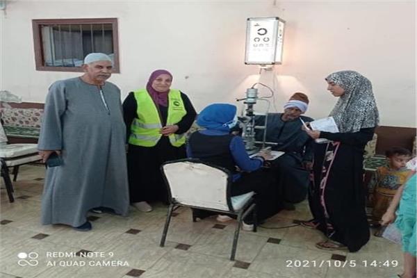 مستقبل وطن الكشف على ٣٧٠ حالة عيون بالوحدة الحزبية بتفهنا العزب بزفتى