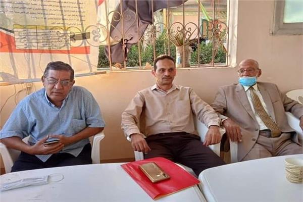 الأديب سمير الفيل يقدم تجربته كمحارب باحتفالية الست ساعات بدمياط     