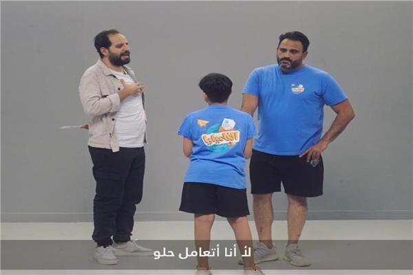 أكرم حسني وأحمد أمين 