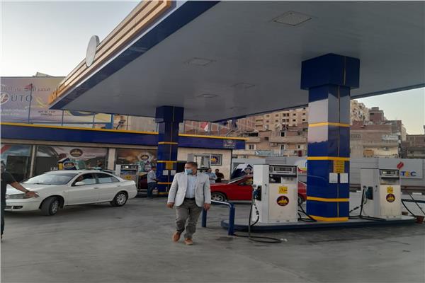  حملات مكثفة بمدن ومراكز البحيرة لمتابعة الالتزام بتطبيق التعريفة القديمة بجميع وسائل المواصلات 