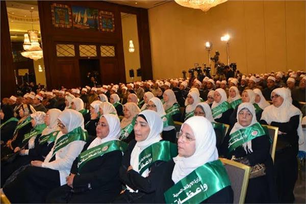 القافلة الدعوية الكبرى من الأئمة والواعظات للسودان