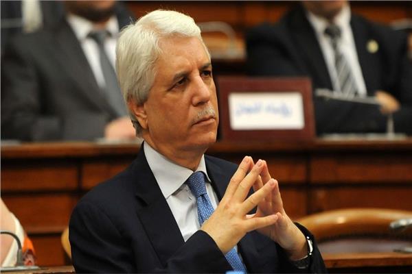  وزير العدل الجزائري السابق، لوح المتابع