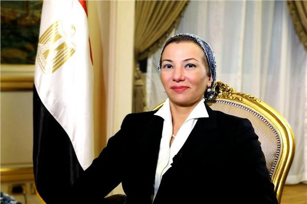 الدكتورة ياسمين فؤاد وزيرة 
