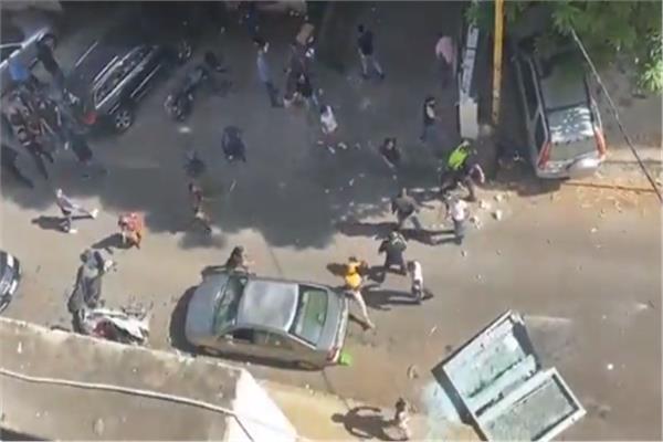 سماع دوي انفجار وإطلاق قذائف بمنطقة الطيونة ببيروت