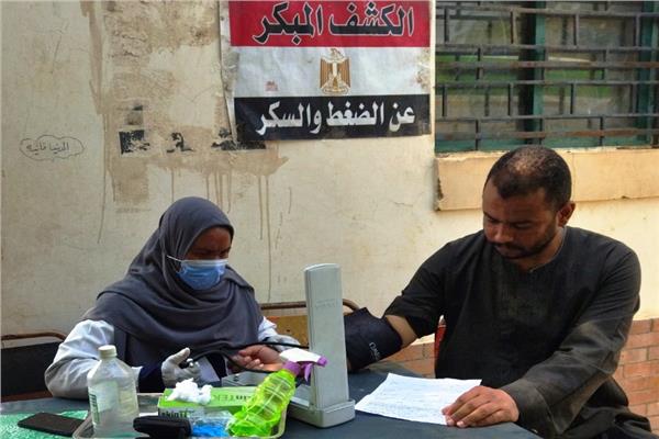 القوافل الطبية المجانية بإدفو