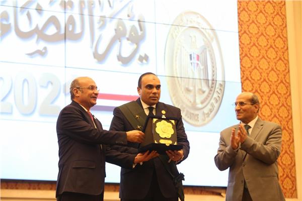 صورة من حفل التكريم
