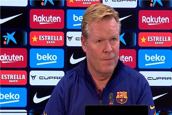 رونالد كومان المدير الفني لبرشلونة