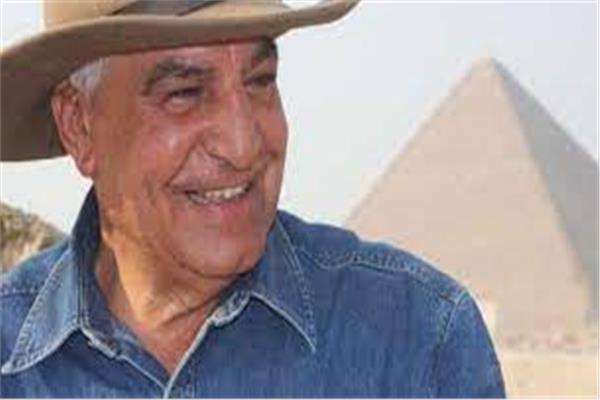 زاهي حواس، عالم الآثار