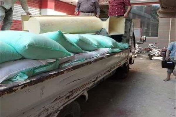  ضبط ٣٣ طنا من الدقيق المدعم وملح الطعام مجهول المصدر بالشرقية 