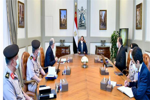 الرئيس يبحث مع مسؤولي «الزراعة» مشروعات تنمية الثروة الحيوانية وتجميع الألبان