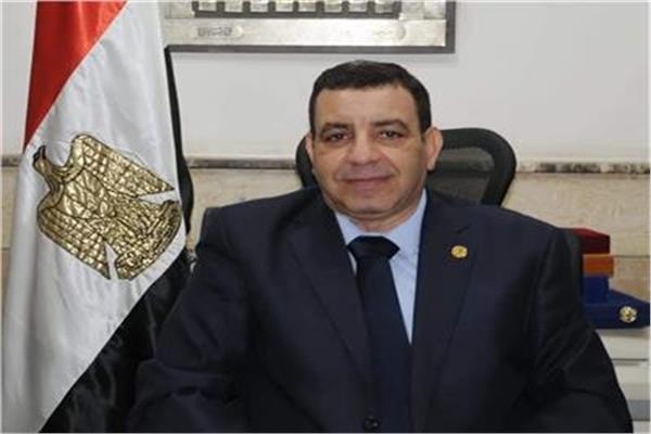  الدكتور عبدالحكيم محمود 