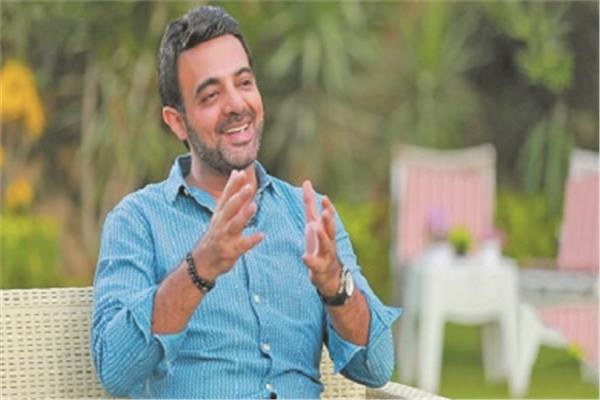 عمرو محمود ياسين