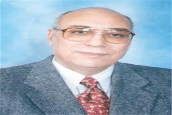 الدكتور محمد عبد المجيد رئيس لجنة المبيدات بوزارة الزراعة