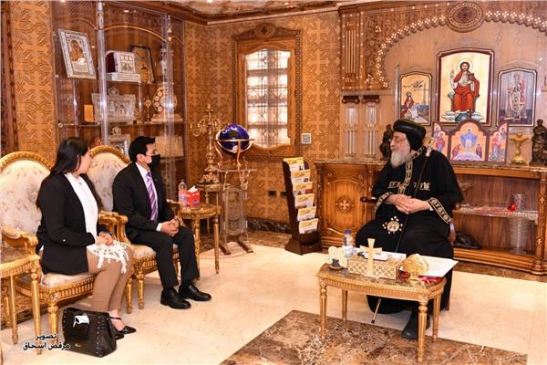 البابا تواضروس يستقبل عدد من السفراء بالمقر البابوي