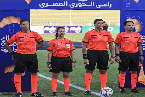 إطلالة نسائية للحكمة شاهندة المغربي 