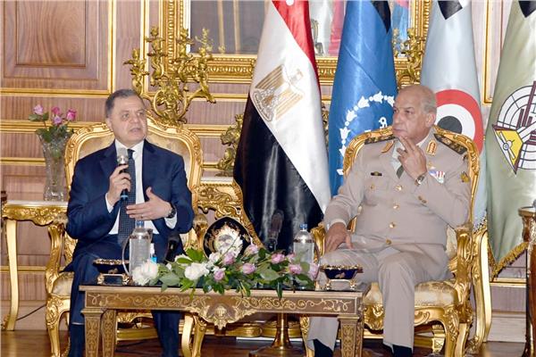 وزير الداخلية يهنئ الفريق أول محمد زكى بمناسبة الذكرى 48 لانتصارات أكتوبر