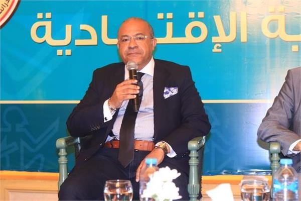  الدكتور إبراهيم عشماوى