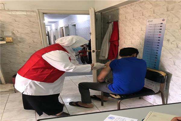 تطعيم المواطنين بلقاح كورونا 