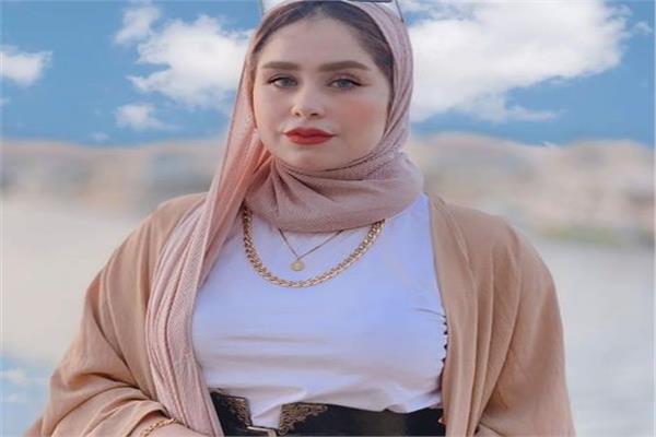 ميرفت التوارجي مصممة الأزياء والموضة