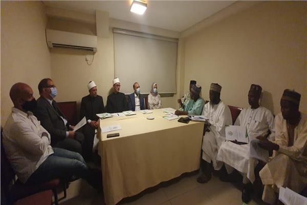 جانب من الندوة