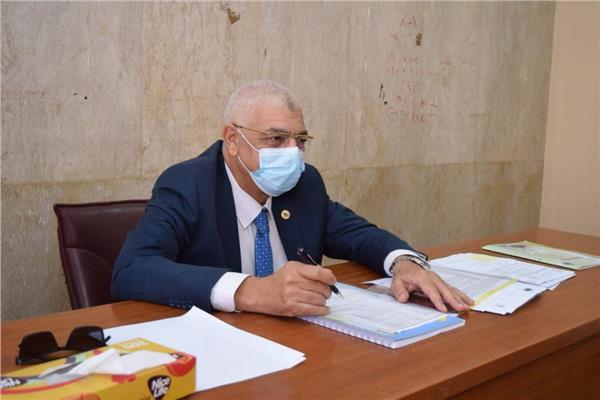 الدكتورأحمـد فـرج القاصـد نائب رئيس الجامعة للدراسات العليا والبحوث