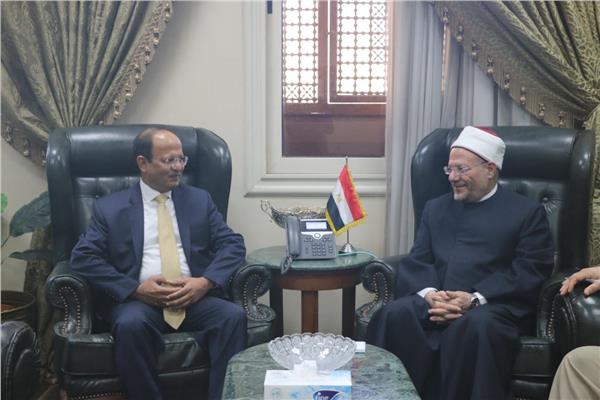 مفتي الجمهورية يستقبل السفير الباكستاني