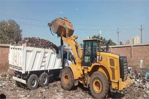 رفع 13 ألف طن قمامة مخلفات بناء من 5 مدن بالشرقية