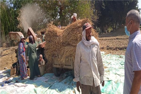 ماكينة الرى تلتهم يد المزارع بالشرقية