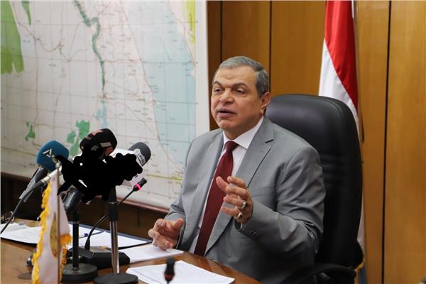 وزير القوى العاملة 