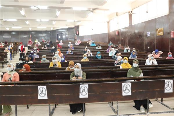 لأول مرة.. حفل استقبال لطلاب الدراسات العليا الجدد بتربية جنوب الوادي