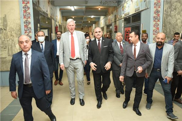جامعة الأقصر