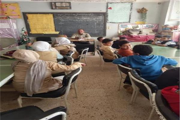 ورش فنية وحكى بثقافة المنيا