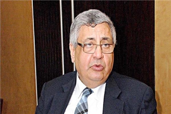 الدكتور  محمد عوض تاج الدين