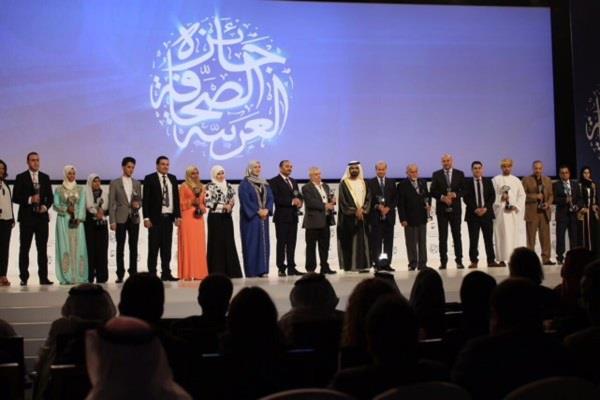 صحفيو «الأهرام العربي» مرشحون للفوز بجائزة الصحافة العربية بدبي