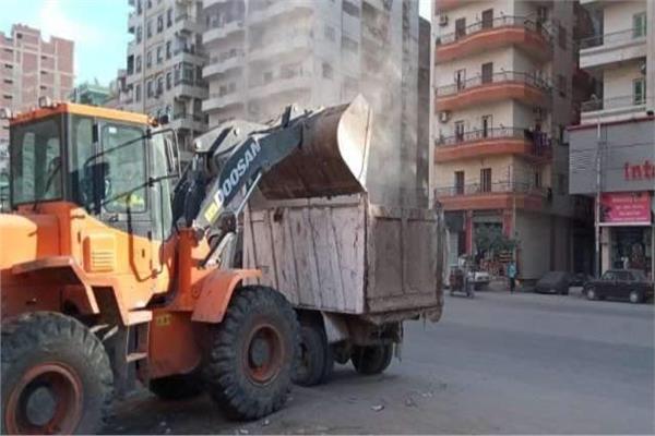 تكثيف حملات النظافة ورفع المخلفات من مداخل وشوارع الشرقية