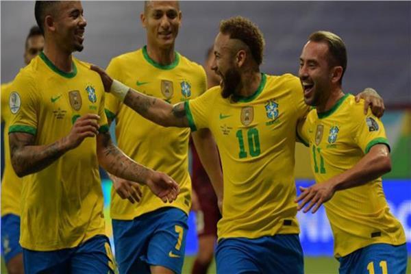 لاعبي منتخب البرازيل