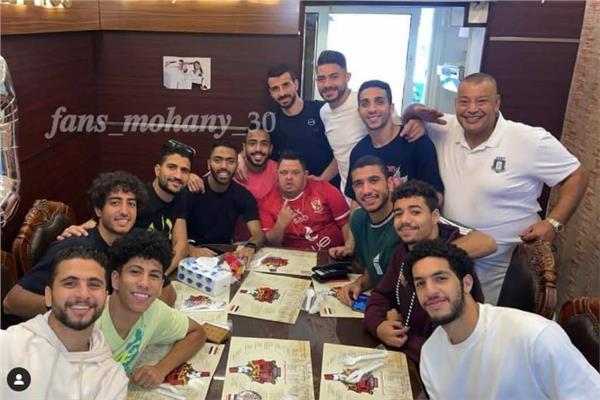لاعبو الأهلي