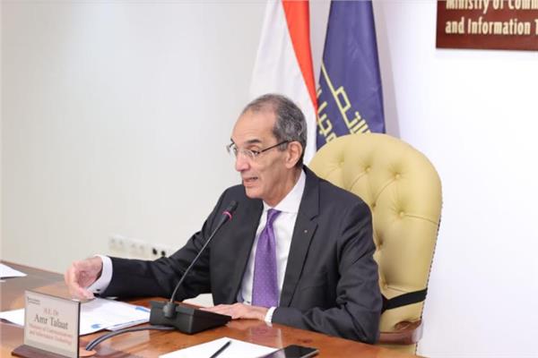 الدكتور عمرو طلعت وزير الاتصالات وتكنولوجيا المعلومات
