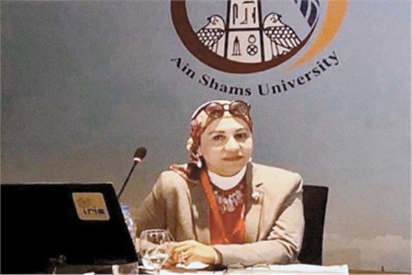  د. هالة نجيب حسنى