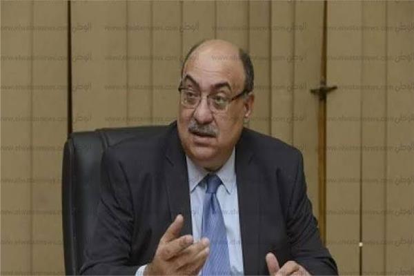 الدكتور عمرو مدكور 