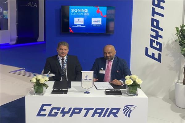 مصرللطيران تتعاقد مع طيران الجزيرة في 6 مطارات    