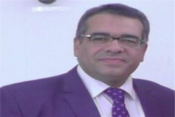  الدكتور شاكر عرفات
