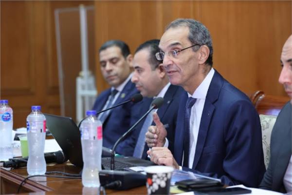 الدكتور عمرو طلعت وزير الاتصالات وتكنولوجيا المعلومات