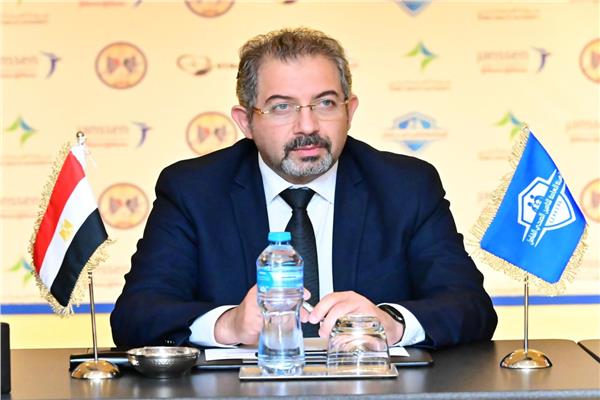 حسام صادق المدير التنفيذى للهيئة العامة للتأمين الصحى الشامل