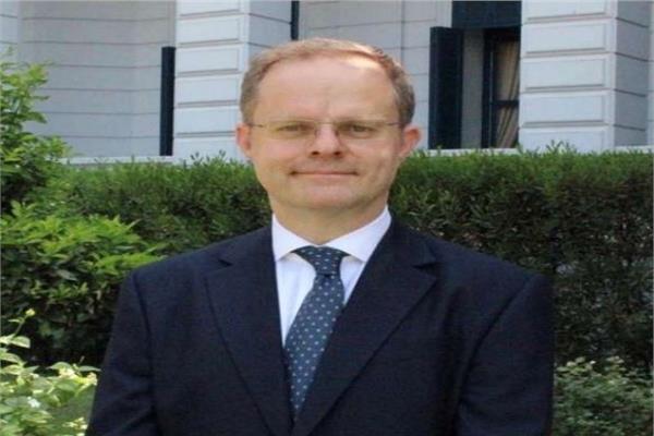 السفير البريطاني بالقاهرة جاريث بايلي