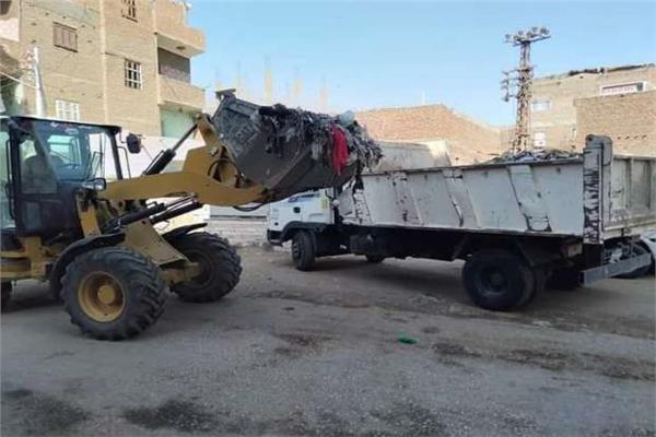  حملات نظافة وتمهيد طرق وشوارع بقرى ومراكز المحافظة 